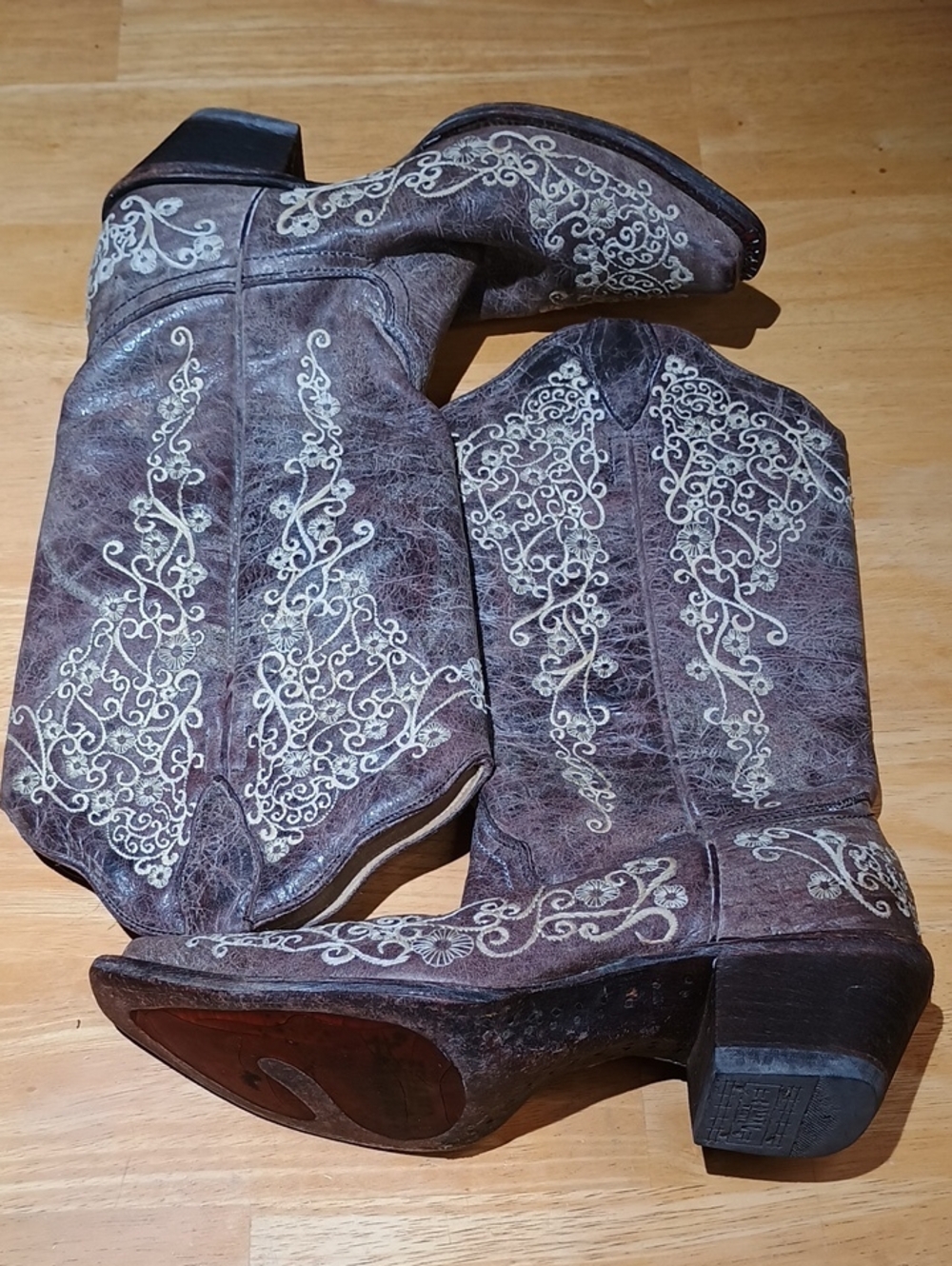 Corral Brown Leather Western Boots with Cream Scroll Embroidery - Women